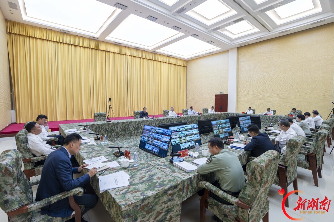 省委议军会议、省领导过“军事日”活动暨军分区(警备区)党委第一书记述职会议举行